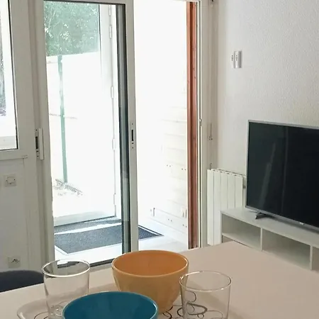 La Rochelle, 1 Piece, 2 Personnes - Fr-1-551-77 Apartment La Rochelle (Charente-Maritime)